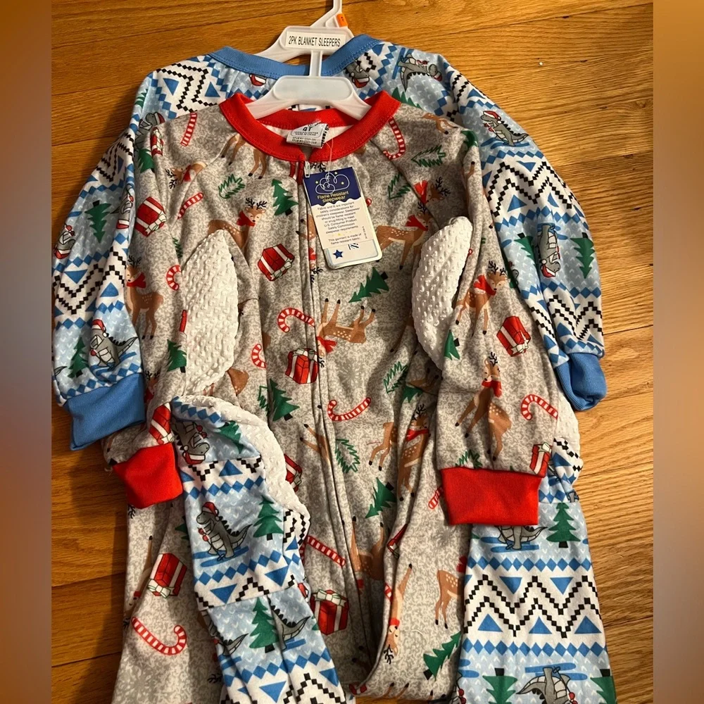 holiday Christmas - Set of 2 pair of sleeper pajamas